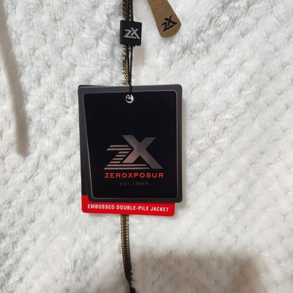 ZEROXPOSUR NEW Women's Fuzzy Cozy Pearl White Zipper Faux Fur Teddy Jacket Large - Picture 3 of 10